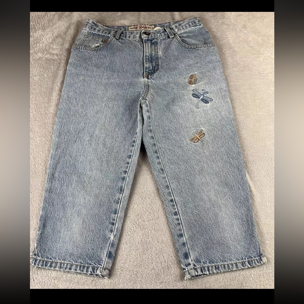 Second Generation juniors light wash denim capri size 9